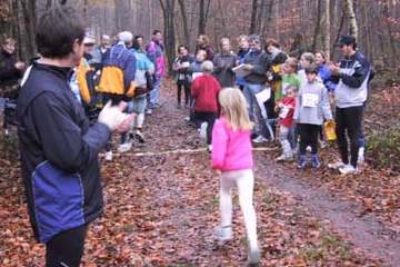 Startvorbereitungen für den 1000m-Lauf